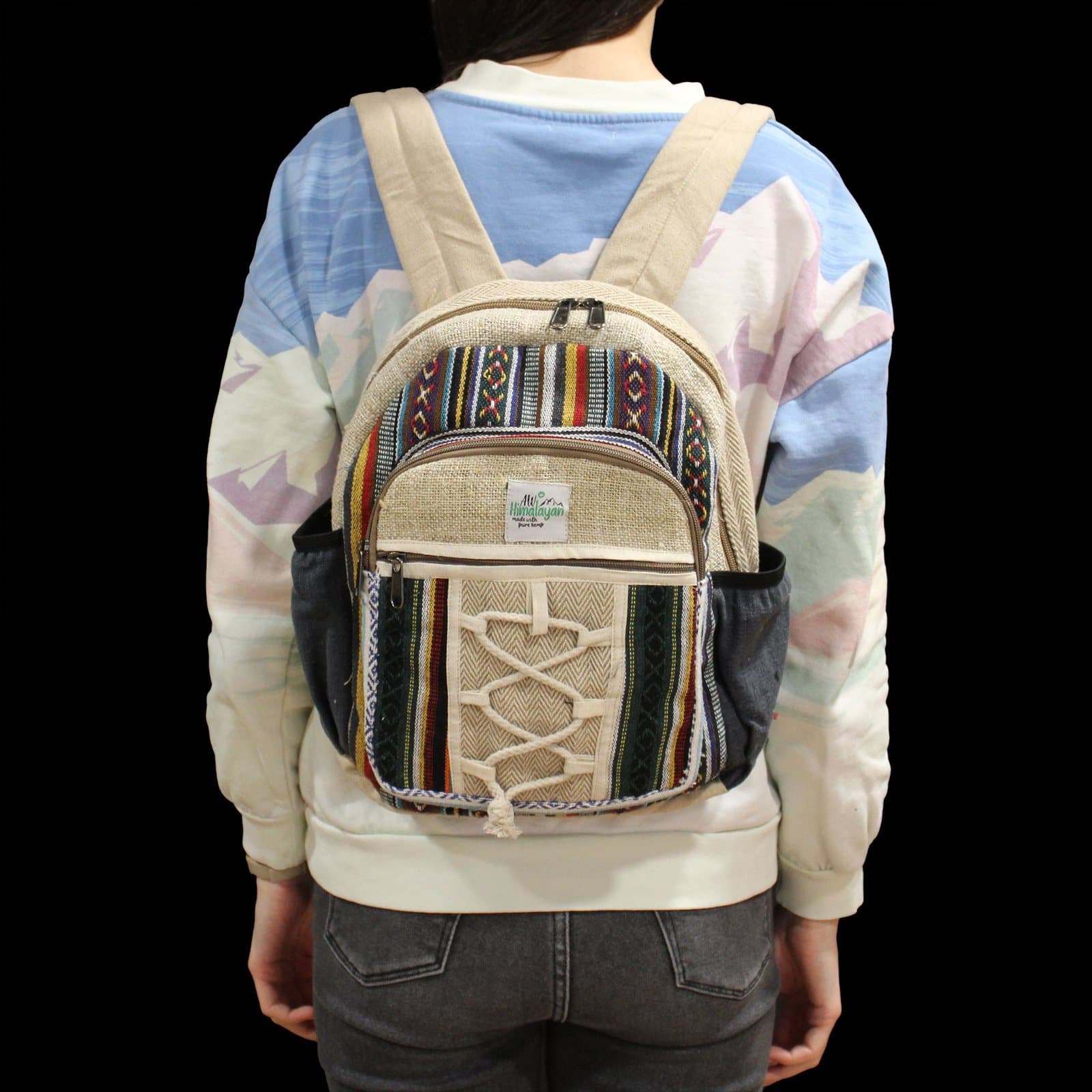 Hemp backpack in the Rope & Pockets style