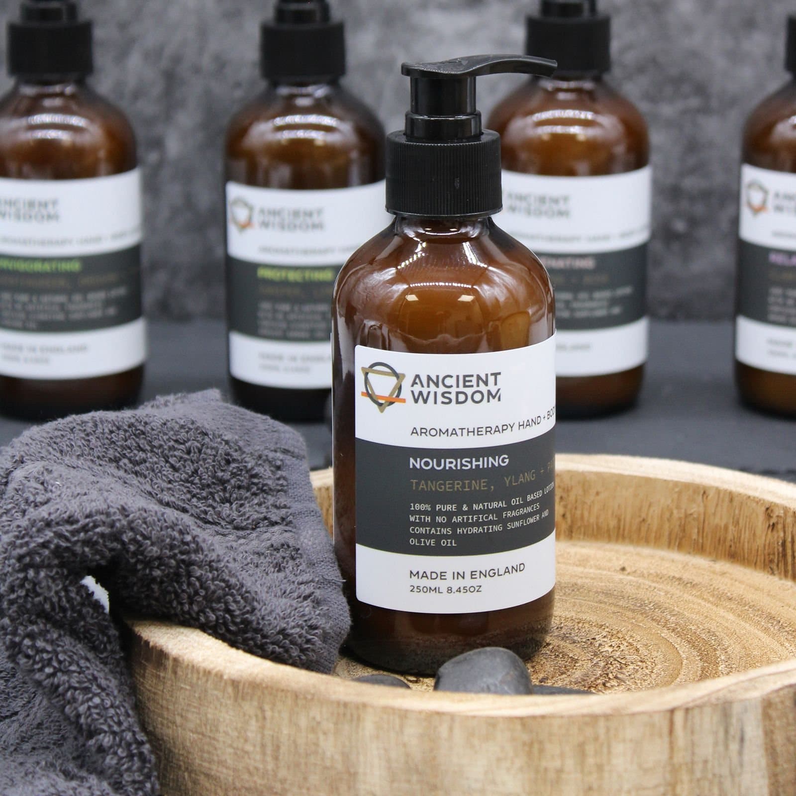 250 ml hand and body lotion bottle
