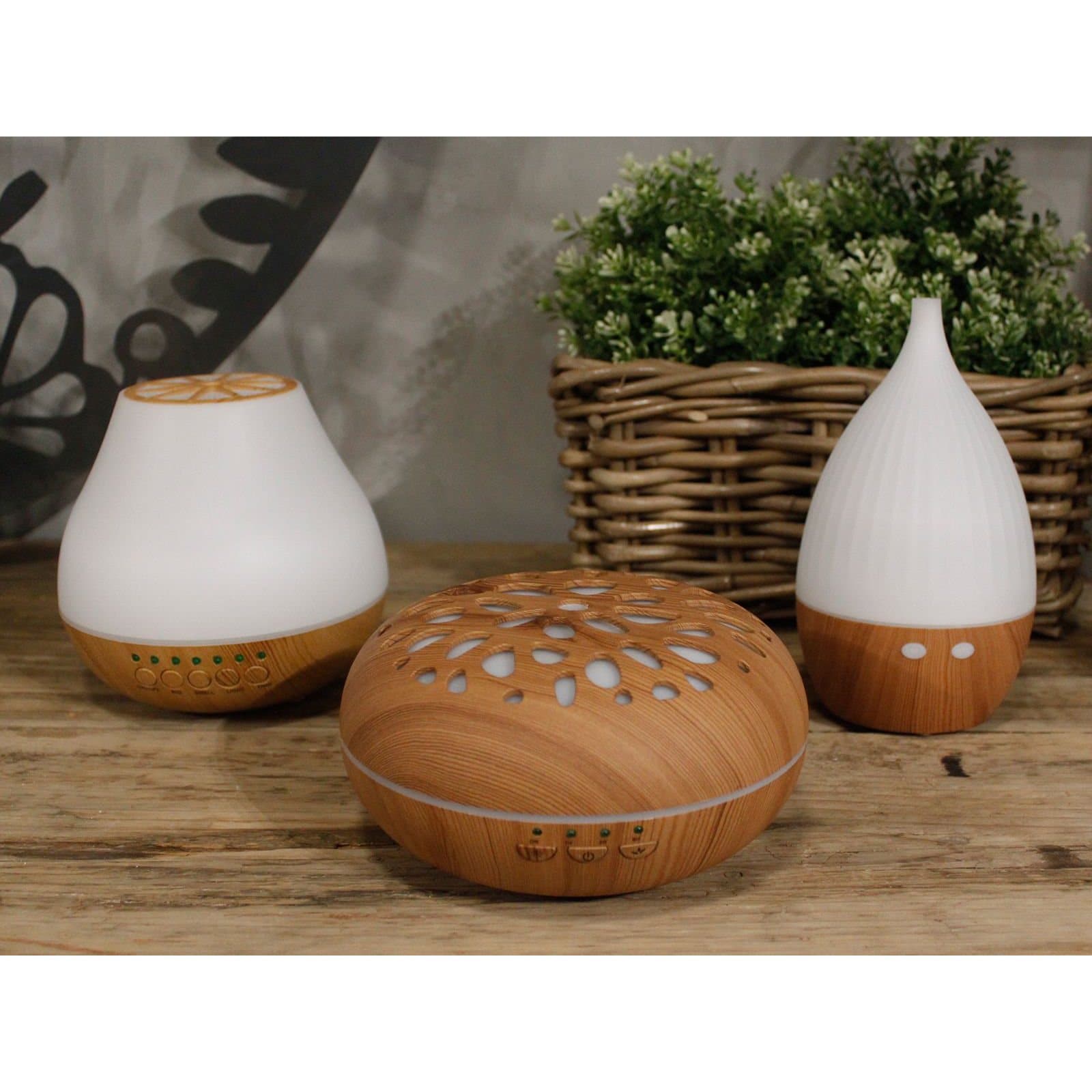 Milan USB aroma atomiser with colour change LED light