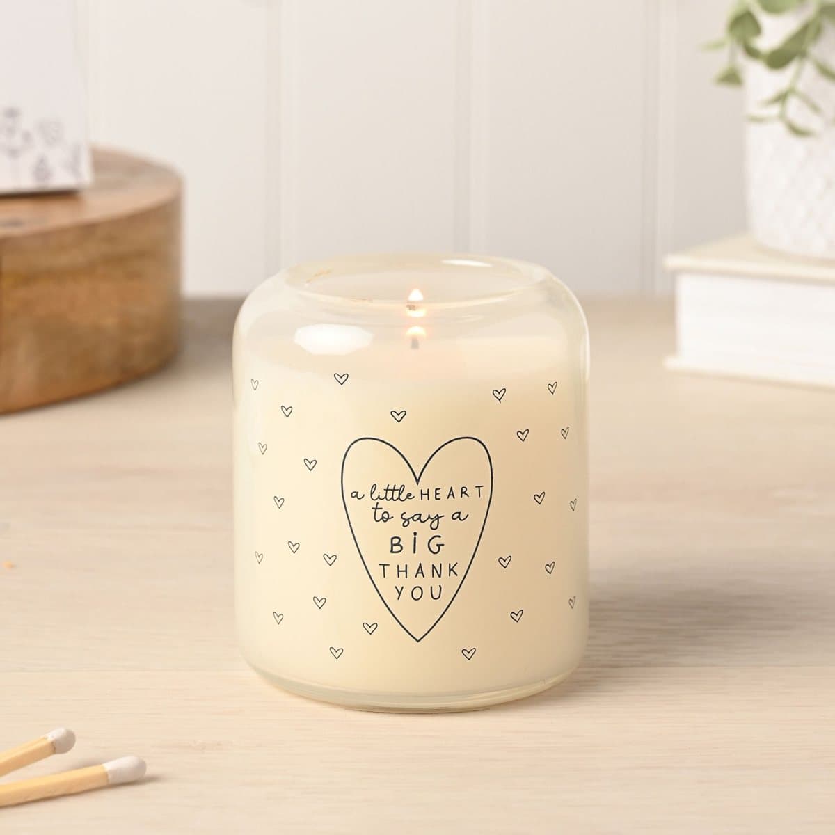Thank you glass candle with heart detailing