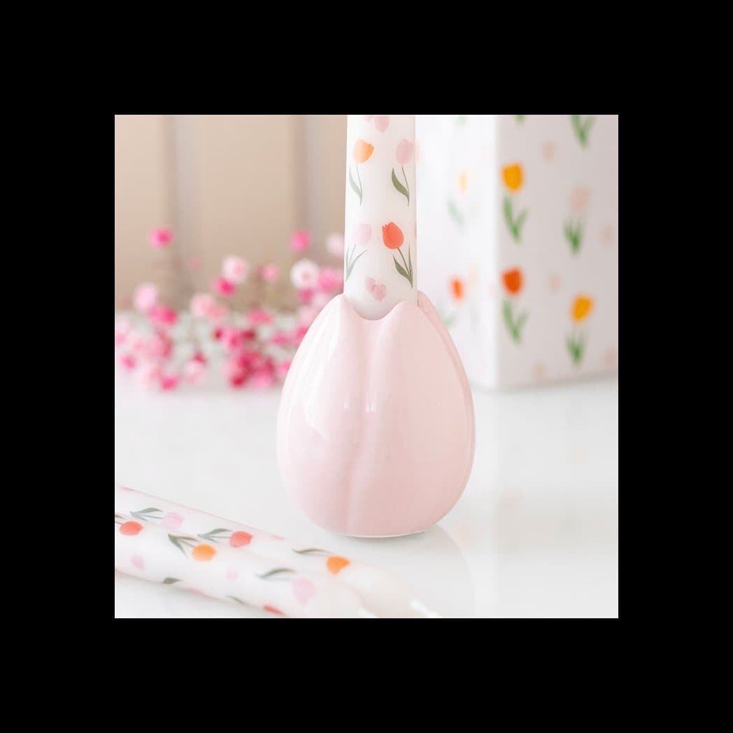 Tulip-shaped ceramic candle holder for taper candles