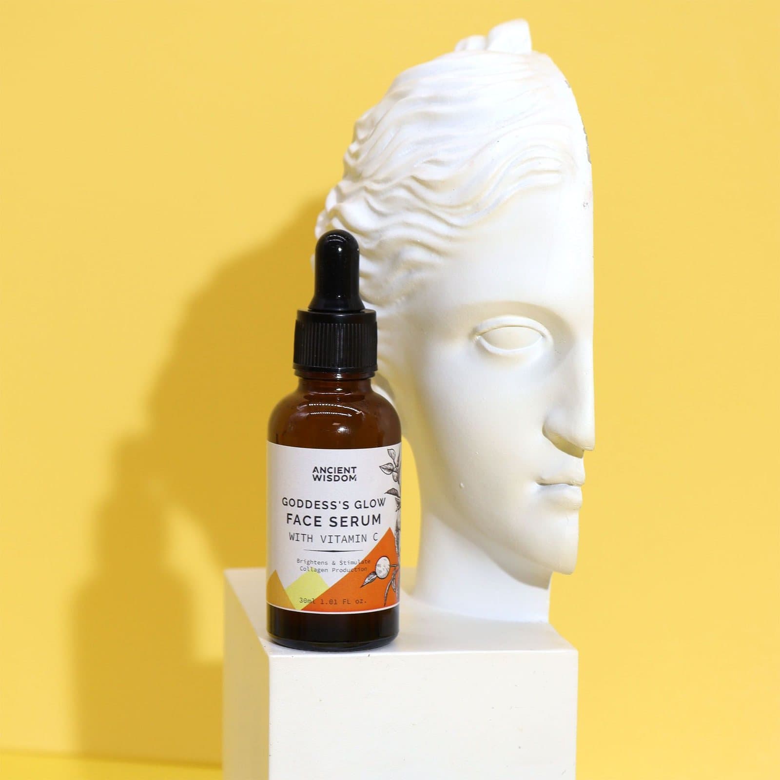 Amber glass serum bottle and body wash pump bottle