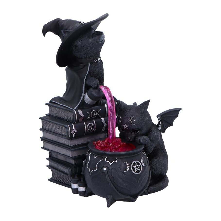 Cult Cuties figurine of Malpuss and Purrah at a cauldron of translucent potion