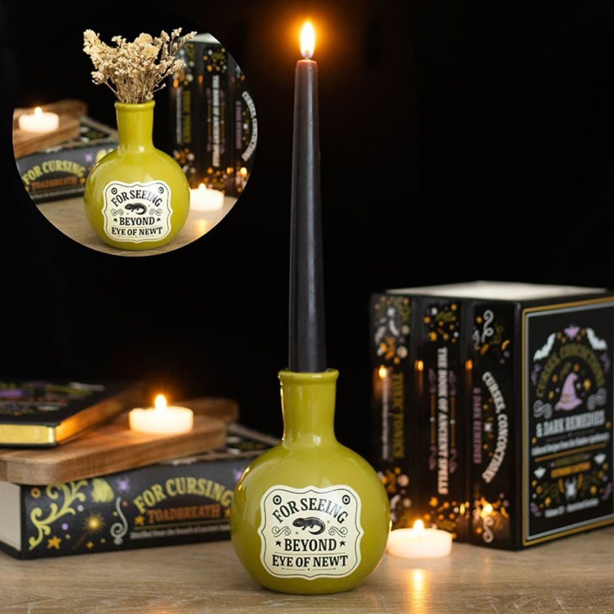 Mini ceramic potion bottle with Eye of Newt wording