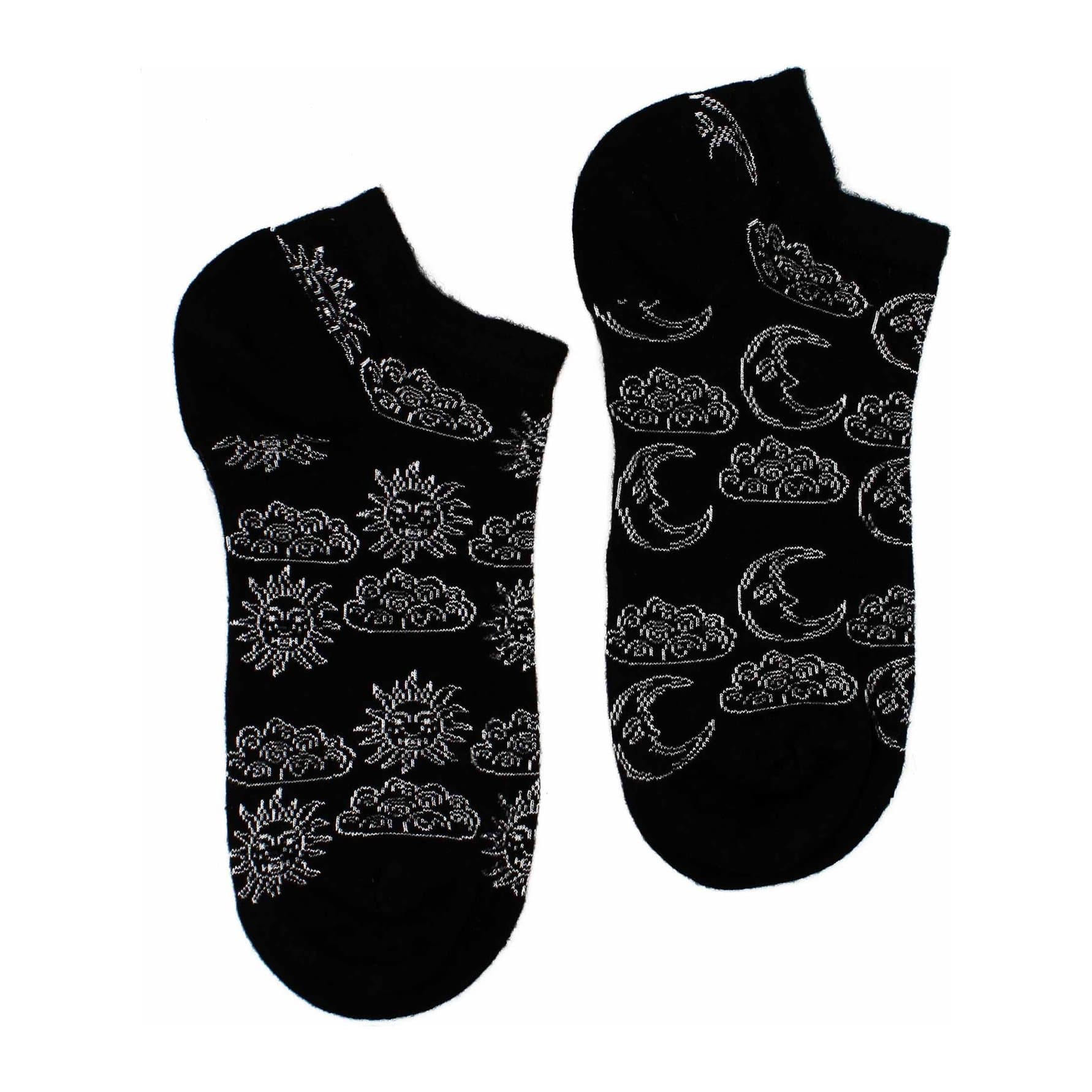 Low-cut bamboo socks with a day and night design