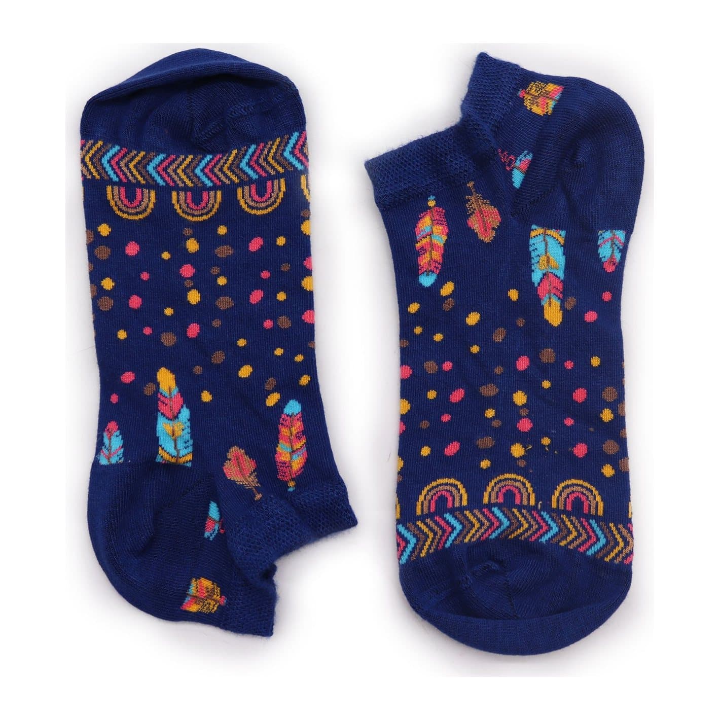 Low-cut bamboo socks with an Indian feathers design