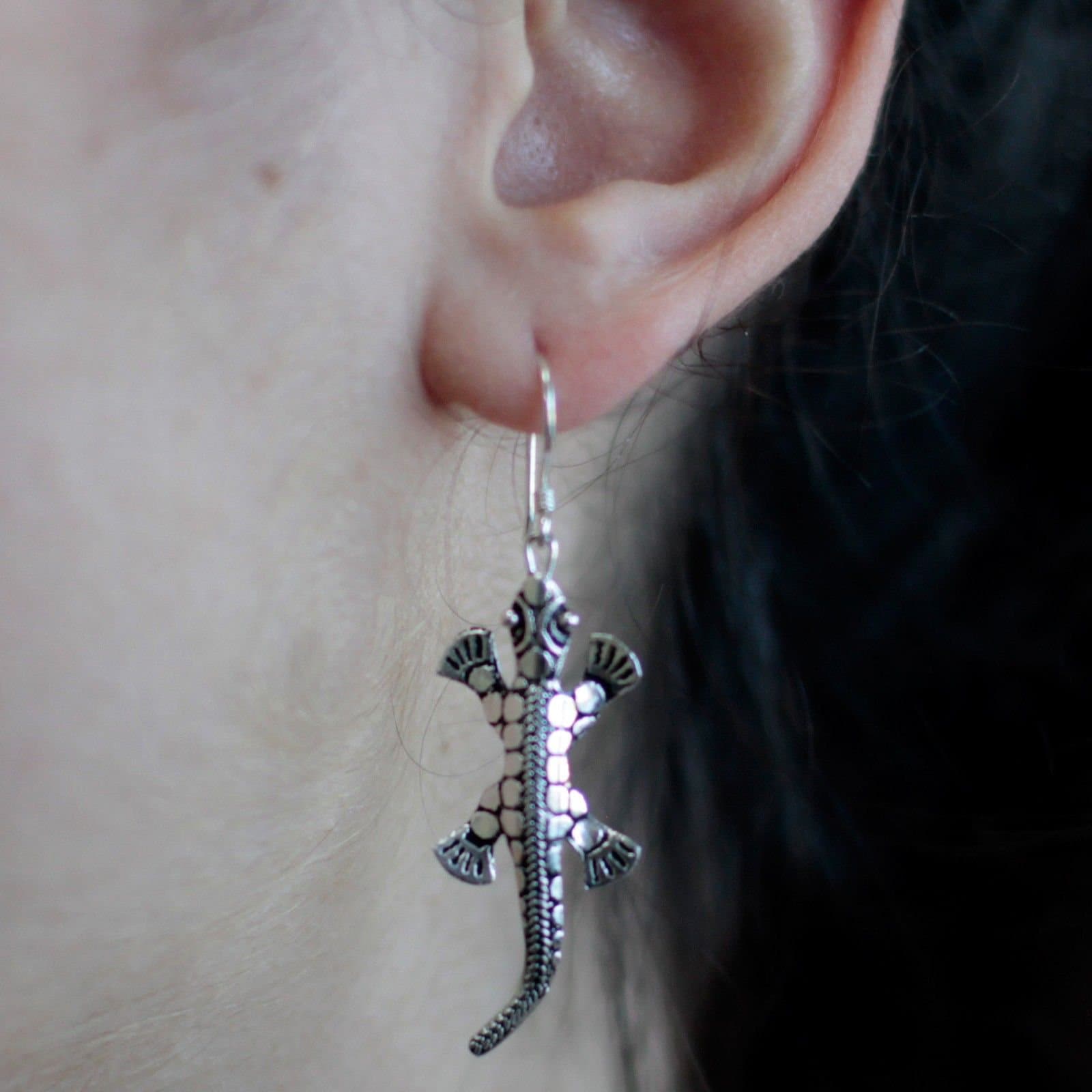 Pair of 925 sterling silver lizard drop earrings