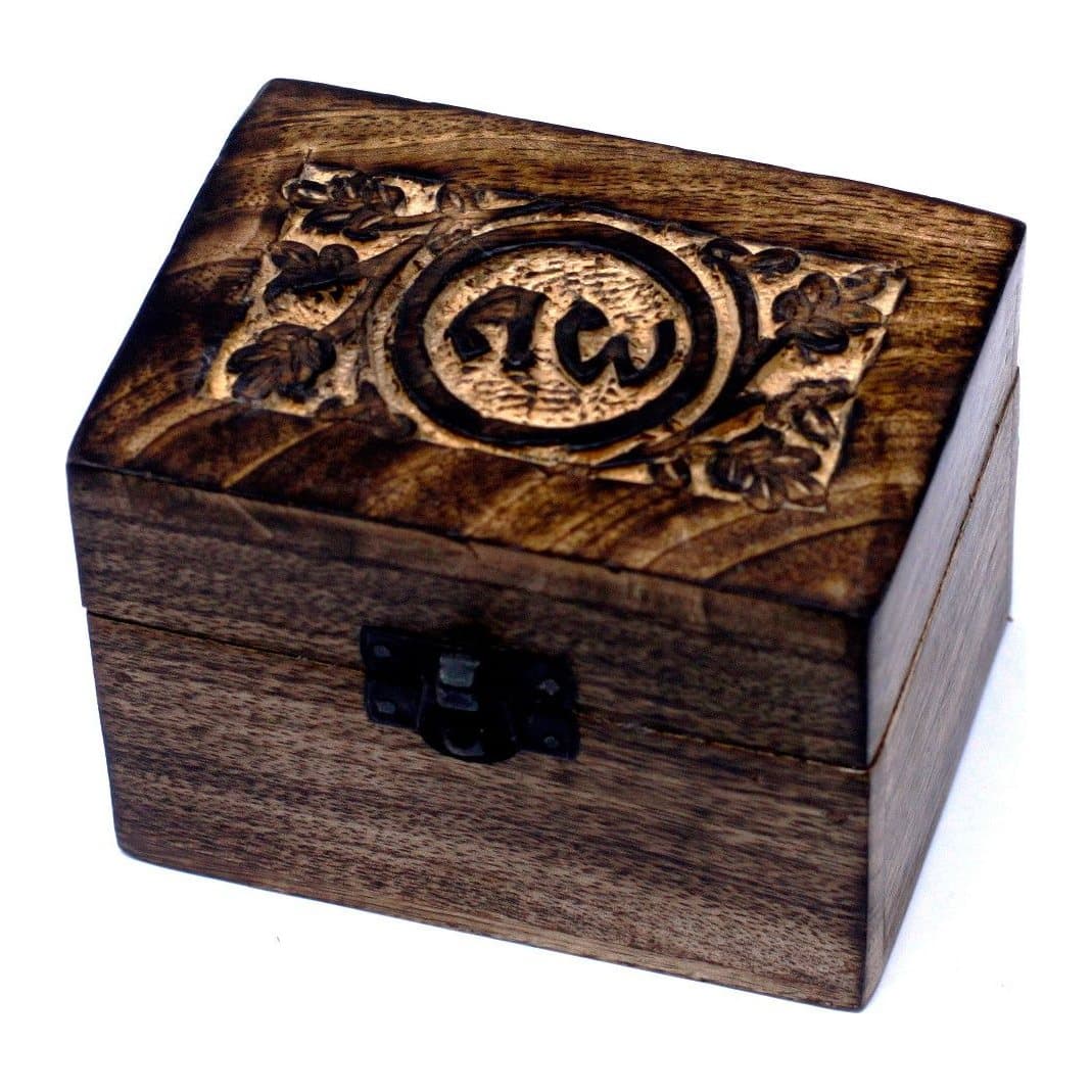 Hand carved floral mango wood box for essential oil bottles