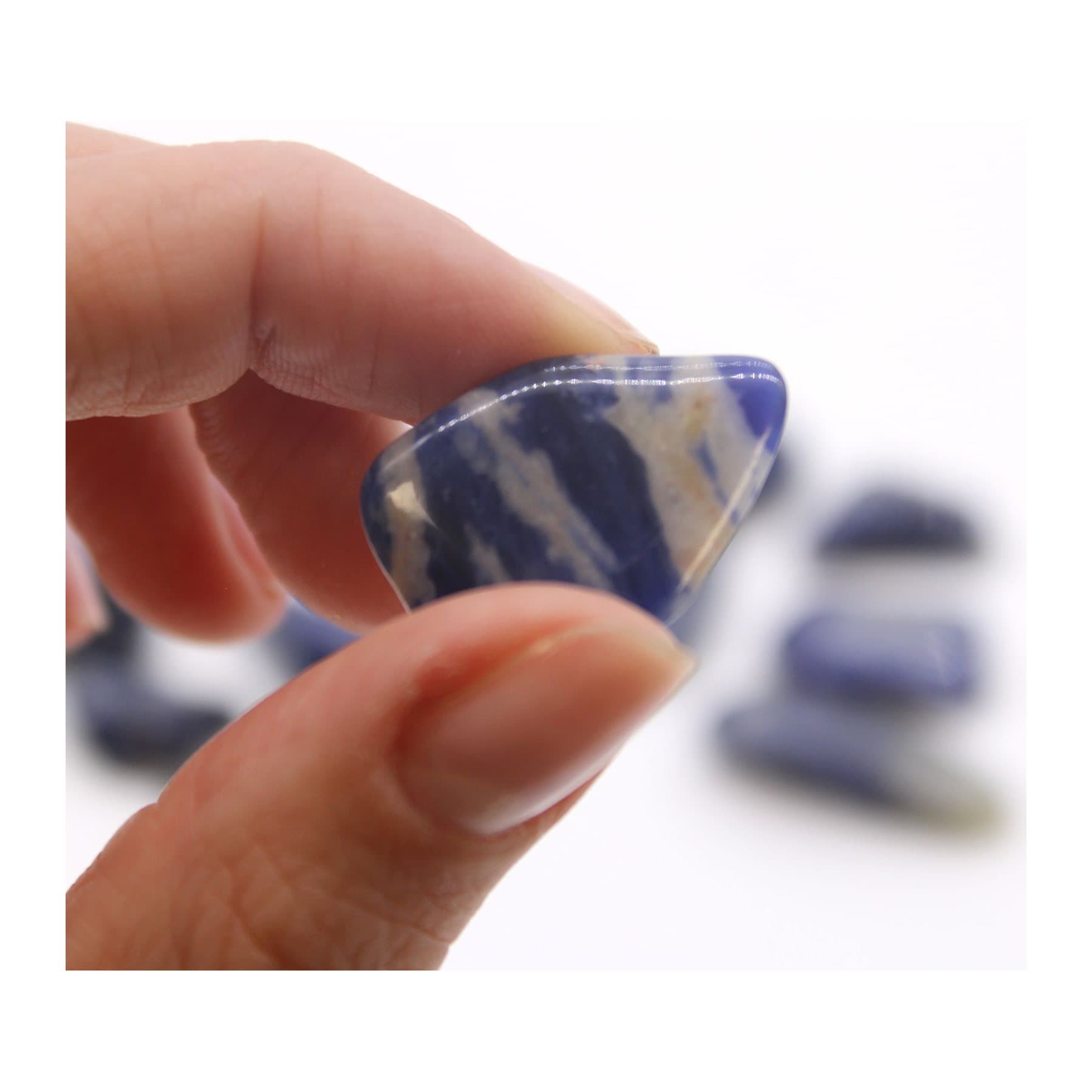 Medium sodalite tumble stones