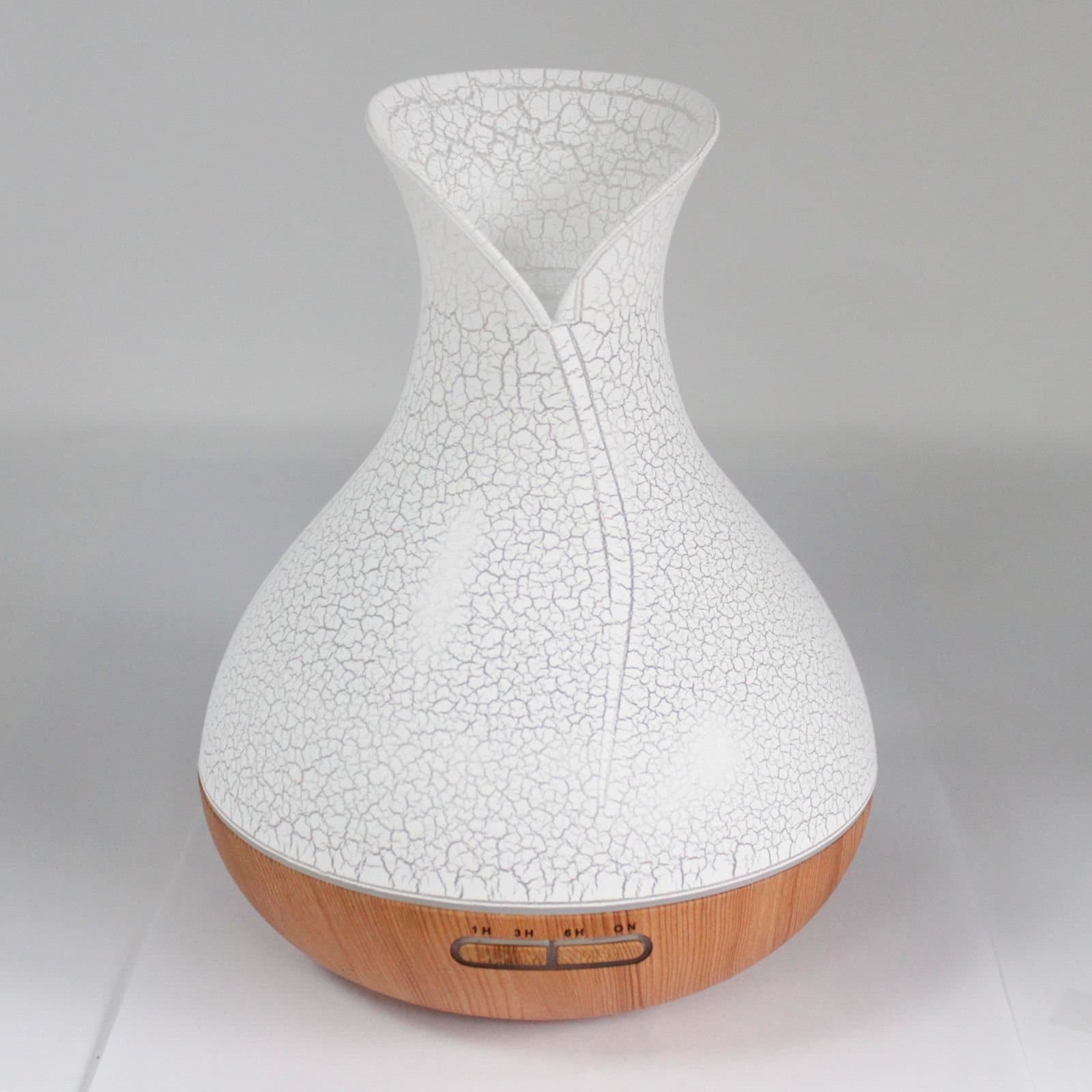 Shell effect ultrasonic aroma diffuser with LED light