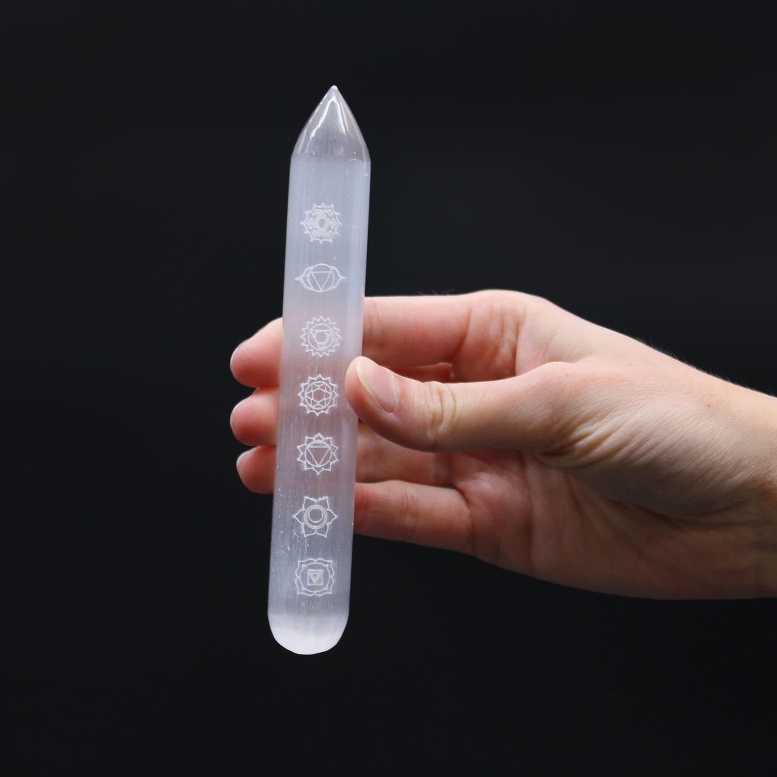 Selenite crystal wand, 16 cm long, pointed at one end