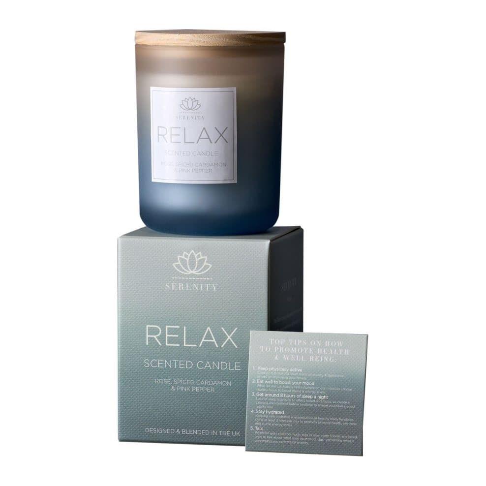 Blue ombre scented candle with a wooden lid and gift box