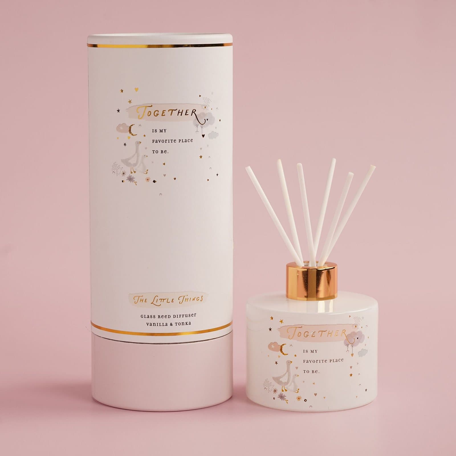 Together glass reed diffuser with reeds and decorative collar