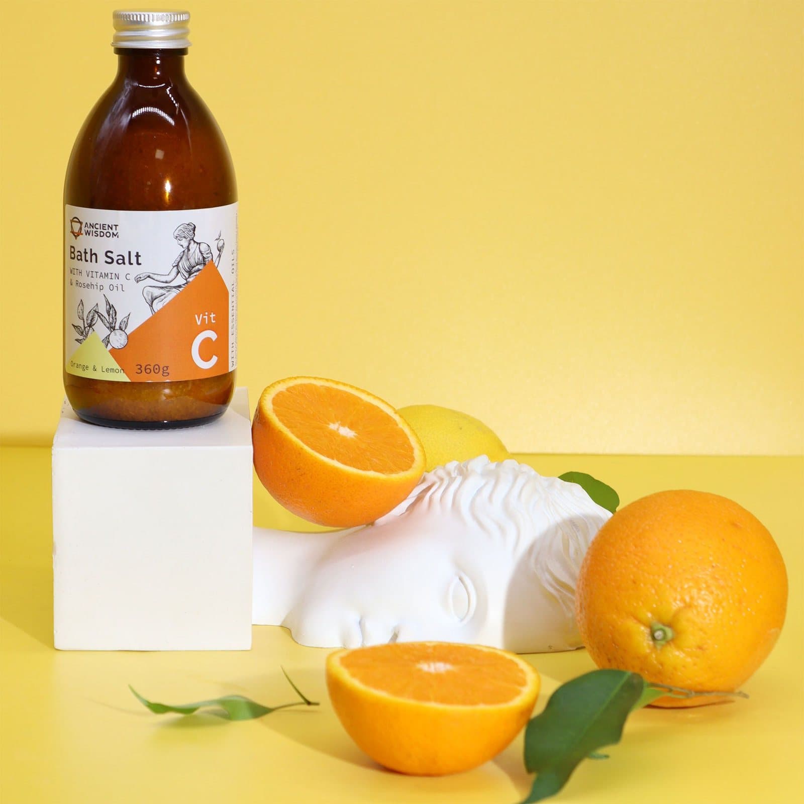 360 g amber glass bottle of vitamin C bath salt